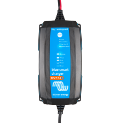 Batterilader "Victron BlueSmart IP65 12V/15A"