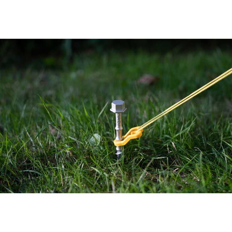 Pl�ks�t "Alu Camp" 31 cm.
